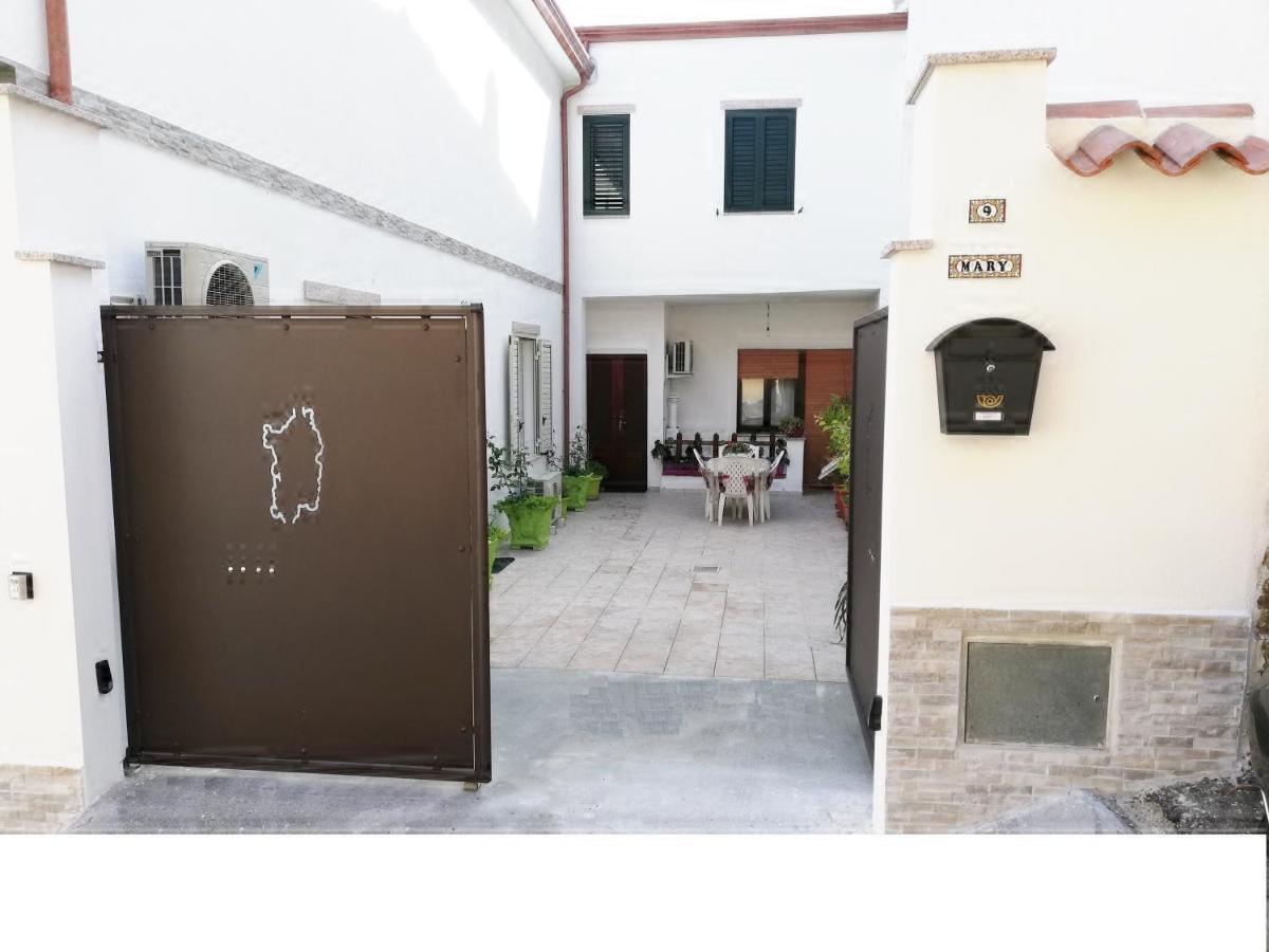 Appartamento Mary Oliena Esterno foto